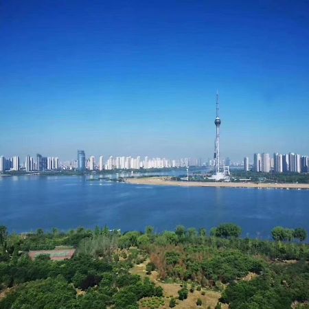 Howard Johnson Xiangyu Plaza Linyi Linyi  Exterior foto